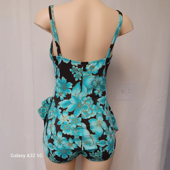 Maxine of Hollywood Cream and Blue Swimwear Size 16 - Picture 7 of 11